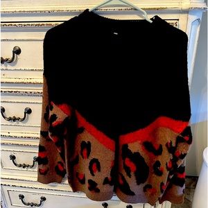 NWT Maurice’s pullover 🎄